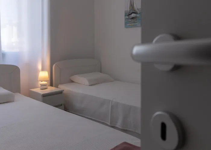 Apartment Sea Front Dani With Private Terrace And Private Garden - By Ta Leut Agency *