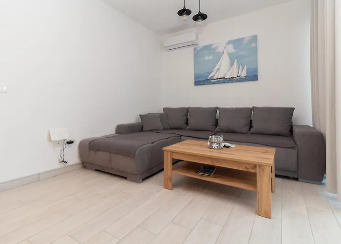Sea Front Dani With Private Terrace And Private Garden - By Ta Leut Agency Apartment *
