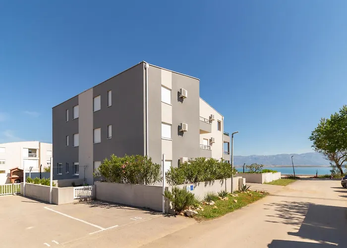 Sea Front Dani With Private Terrace And Private Garden - By Ta Leut Agency