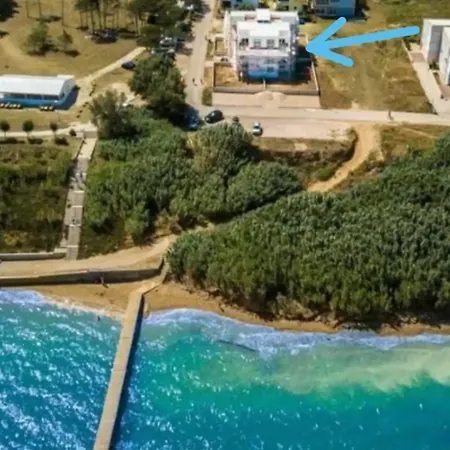 Sea Front Dani With Private Terrace And Private Garden - By Ta Leut Agency *